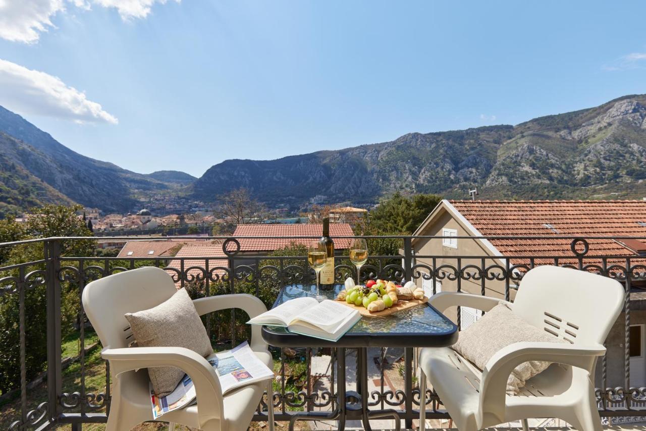 Stanisic Family Apartments Kotor Extérieur photo