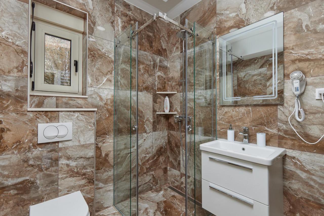 Stanisic Family Apartments Kotor Extérieur photo