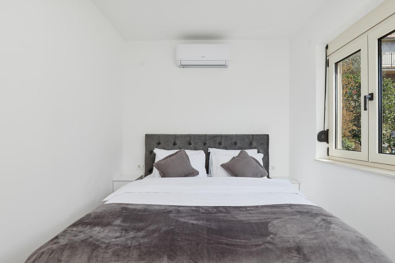 Stanisic Family Apartments Kotor Extérieur photo