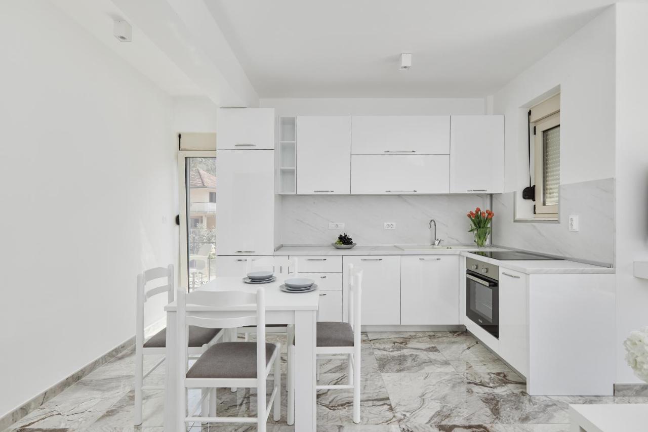 Stanisic Family Apartments Kotor Extérieur photo