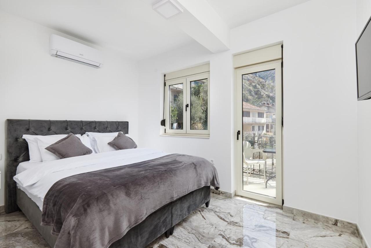 Stanisic Family Apartments Kotor Extérieur photo